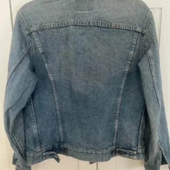 Vintage 80s Levi’s Denim Jacket - Picture 6 of 11